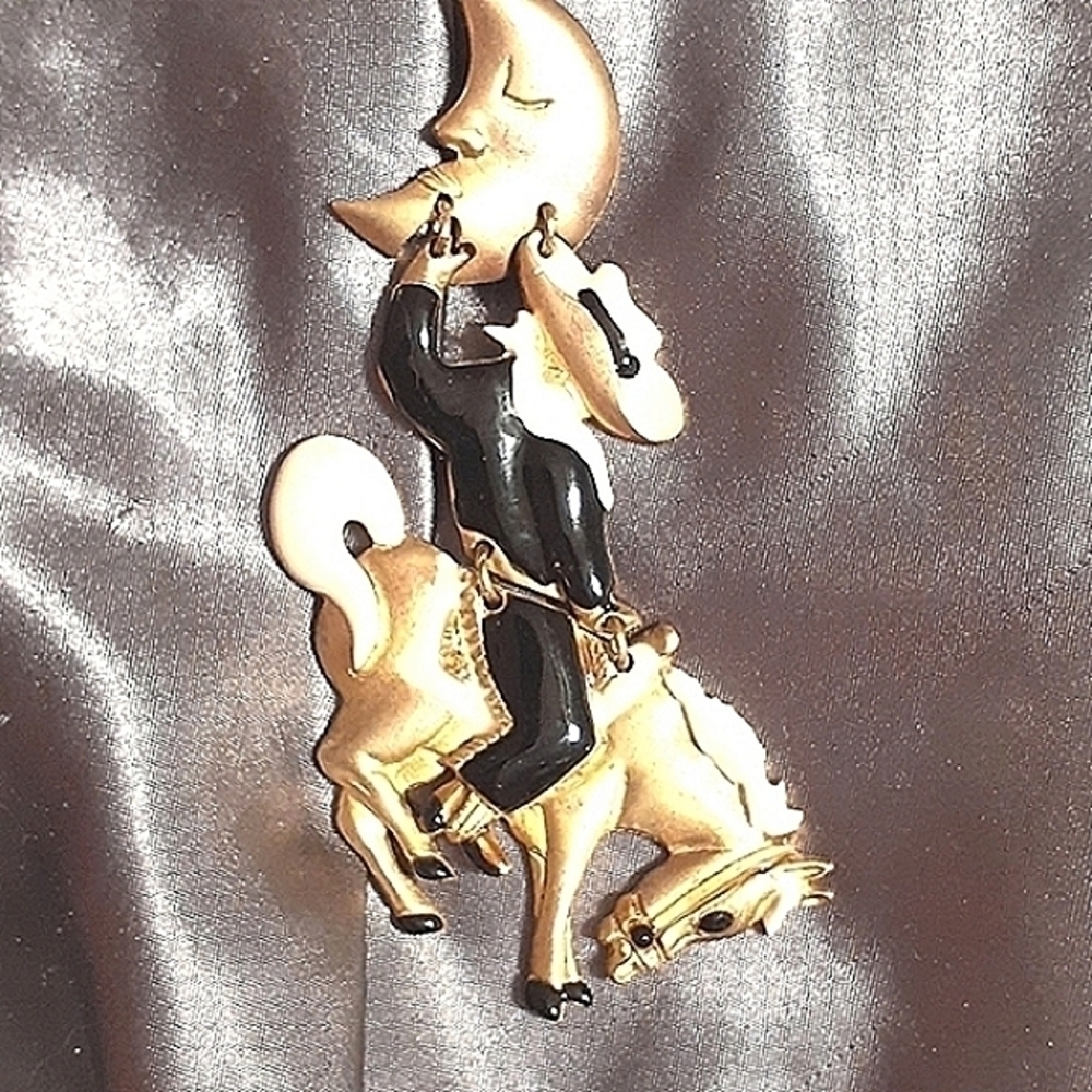Lg. Western MOVABLE PIN: Ride 'em!